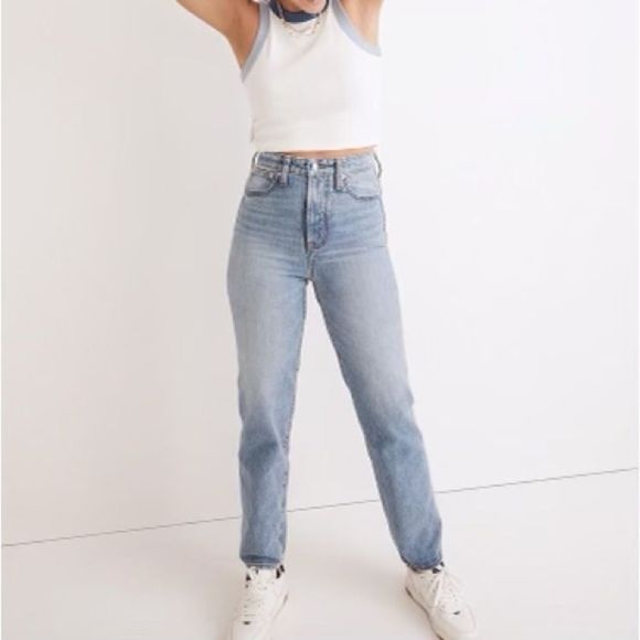 Madewell The Tall Curvy Perfect Vintage Straight Jean in Seyland Wash - Picture 4 of 16